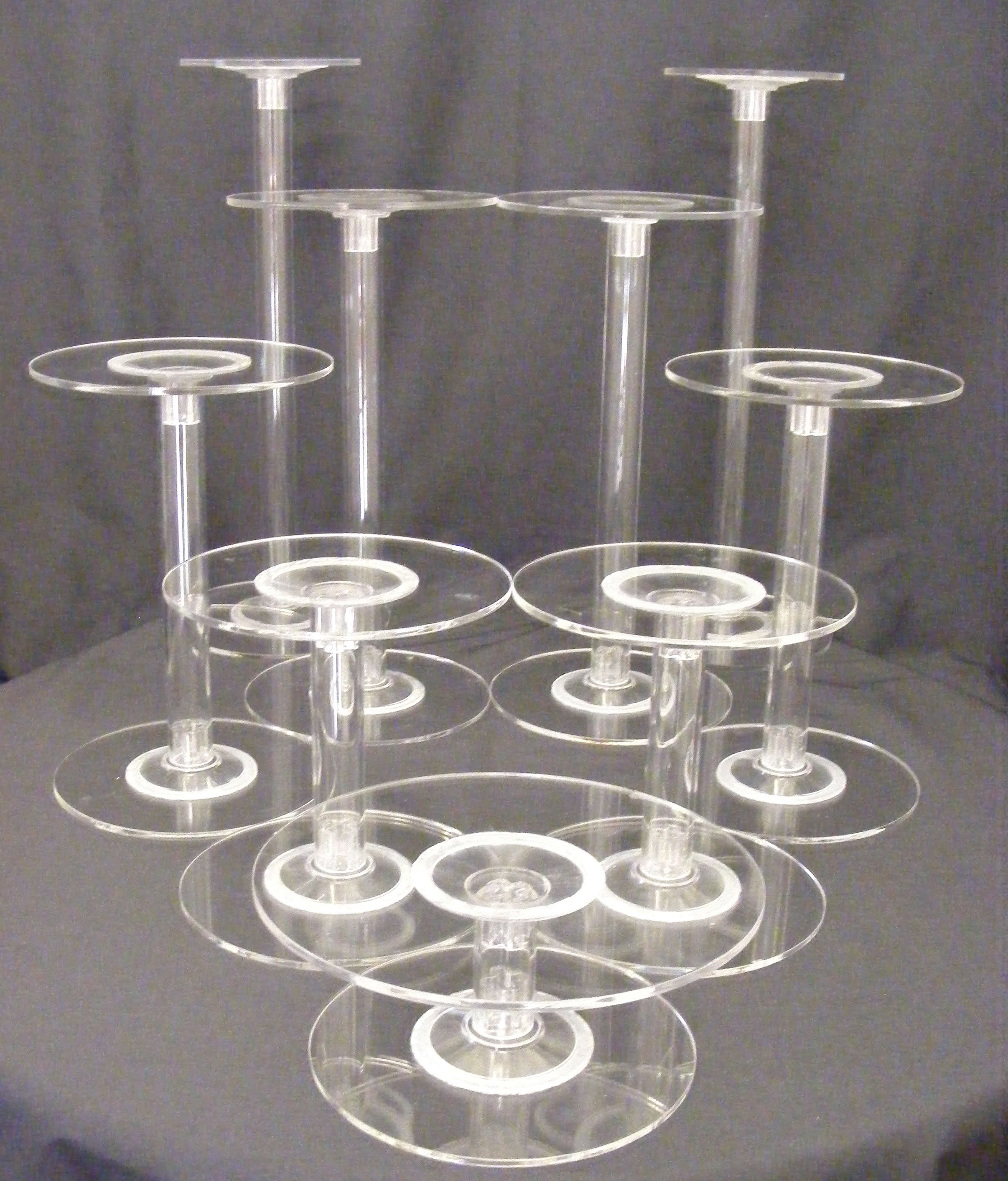 different height cake stands        <h3 class=