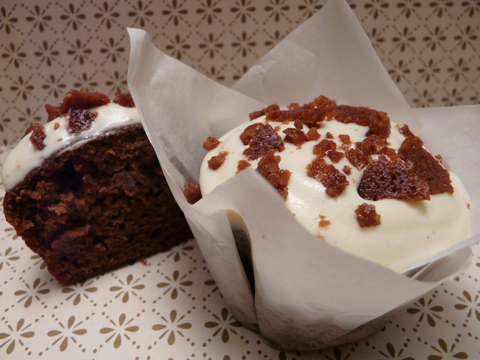 Parchment Paper Vs Cupcake Liners